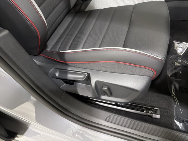 New 2026 Volkswagen GTI SE FWD image 37