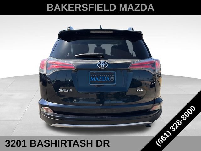 Used 2018 Toyota RAV4 XLE FWD image 4