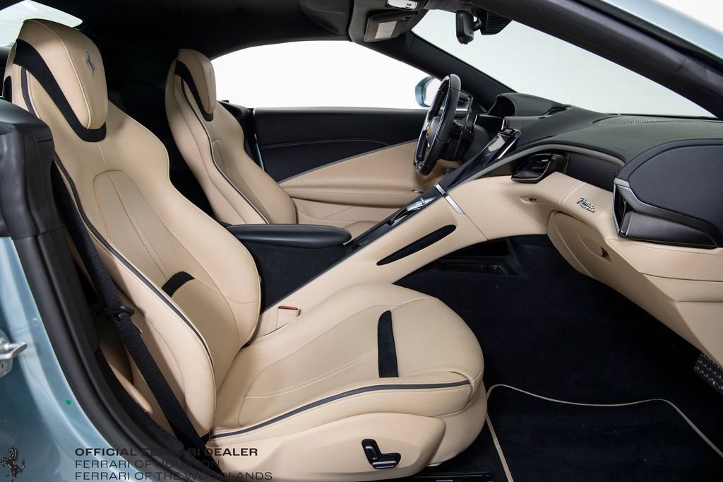 Used 2024 Ferrari Roma Spider RWD image 12