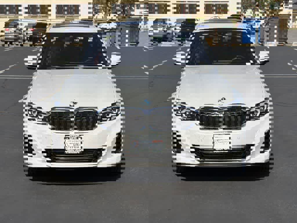 Used 2023 BMW 330e 330e image 2