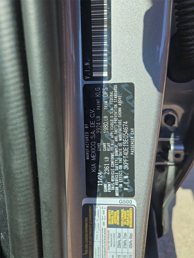 Used 2025 Kia K4 LXS image 29