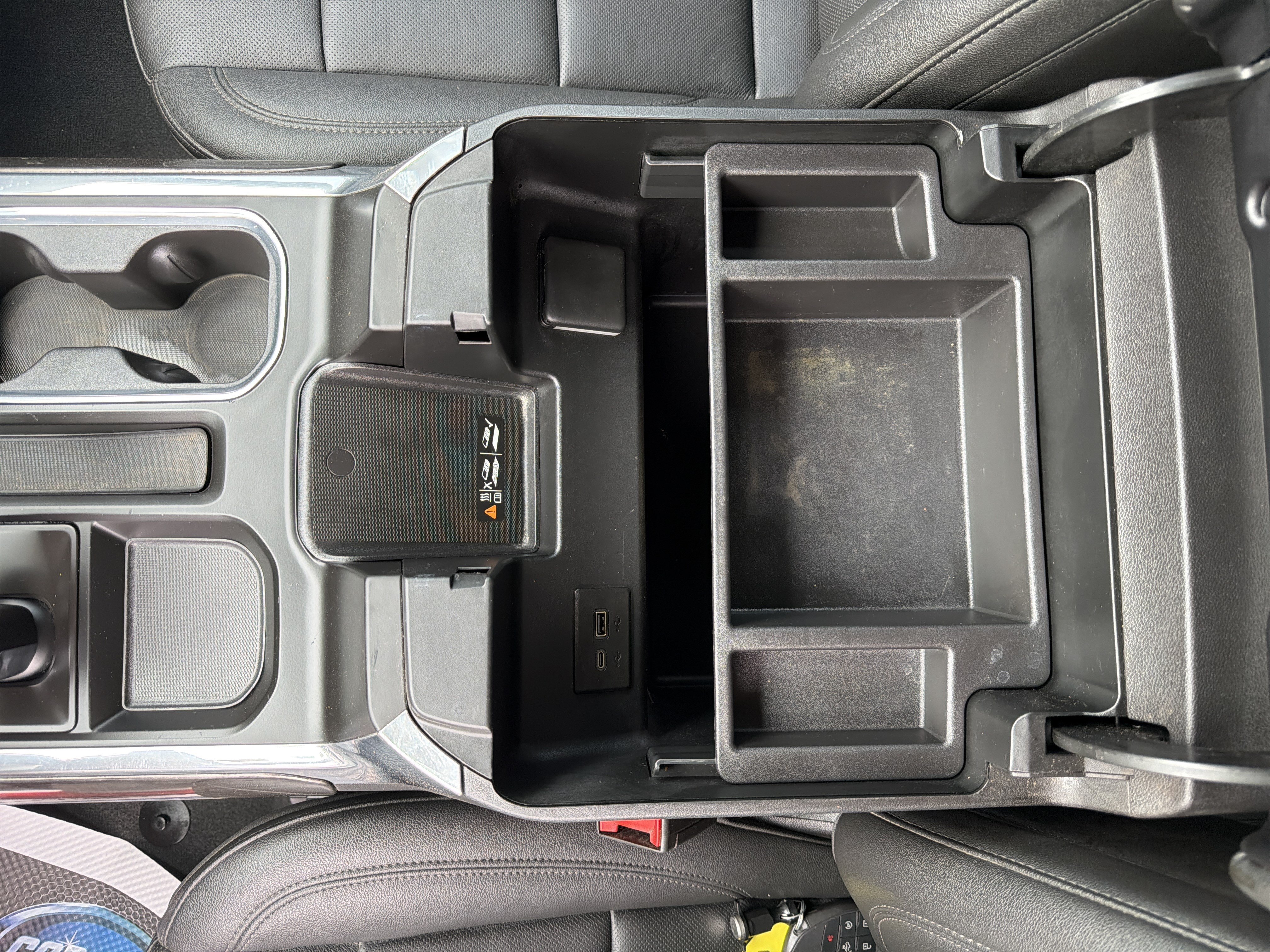Used 2024 Chevrolet Silverado 1500 LTZ AWD/4WD image 20