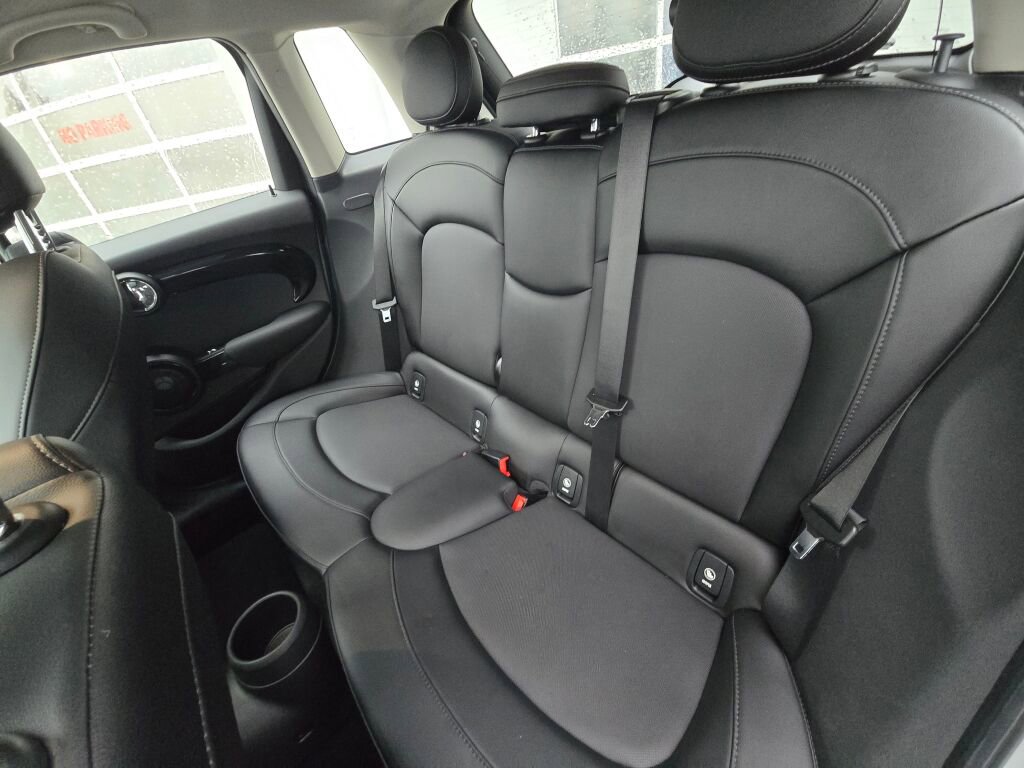 Used 2016 MINI Cooper S image 14