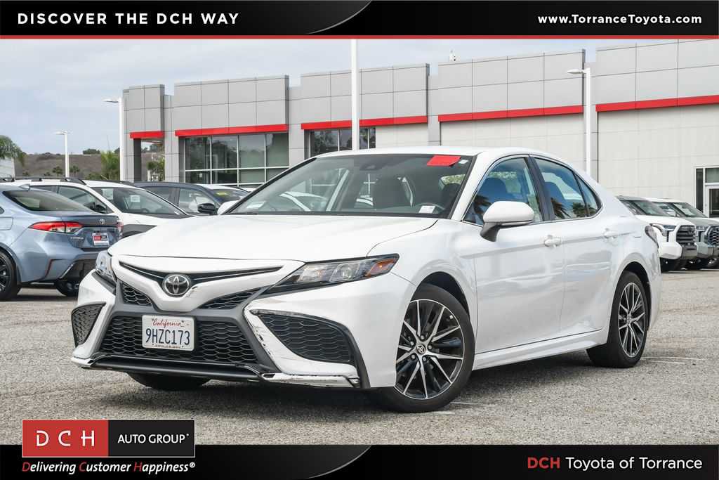 Used 2024 Toyota Camry SE