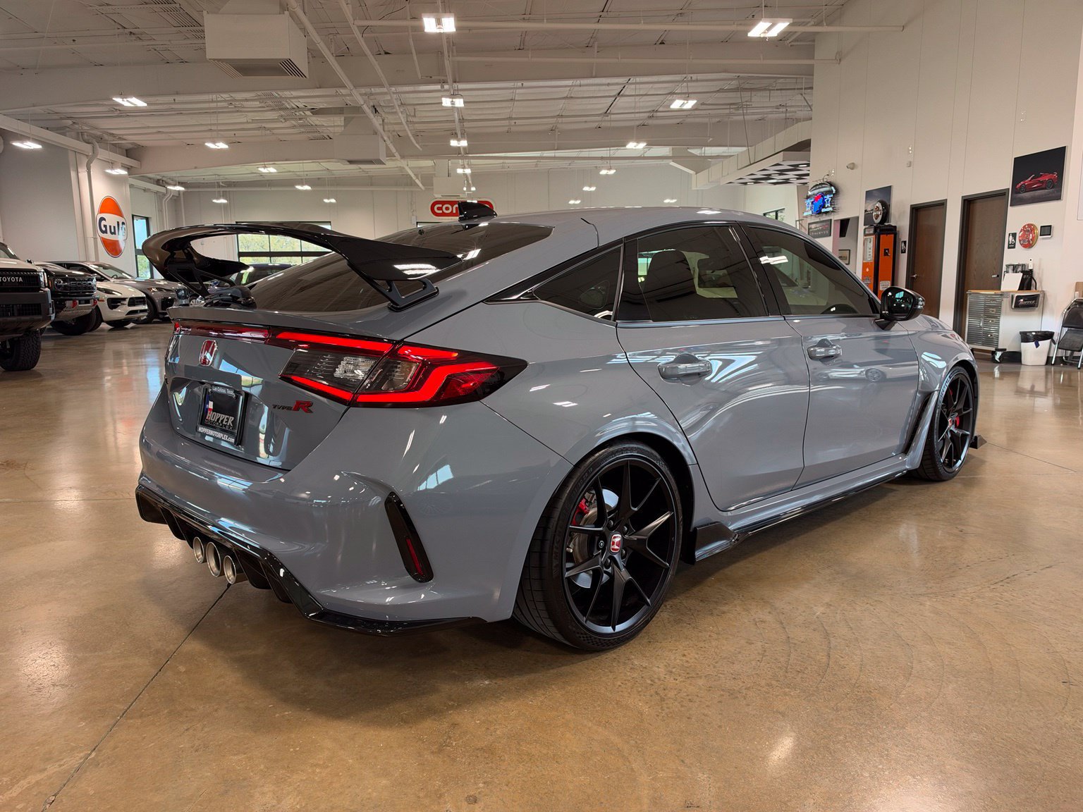 Used 2023 Honda Civic Type R image 8