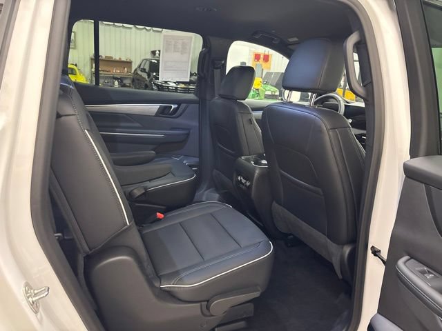 Used 2026 Buick Enclave Preferred FWD image 14