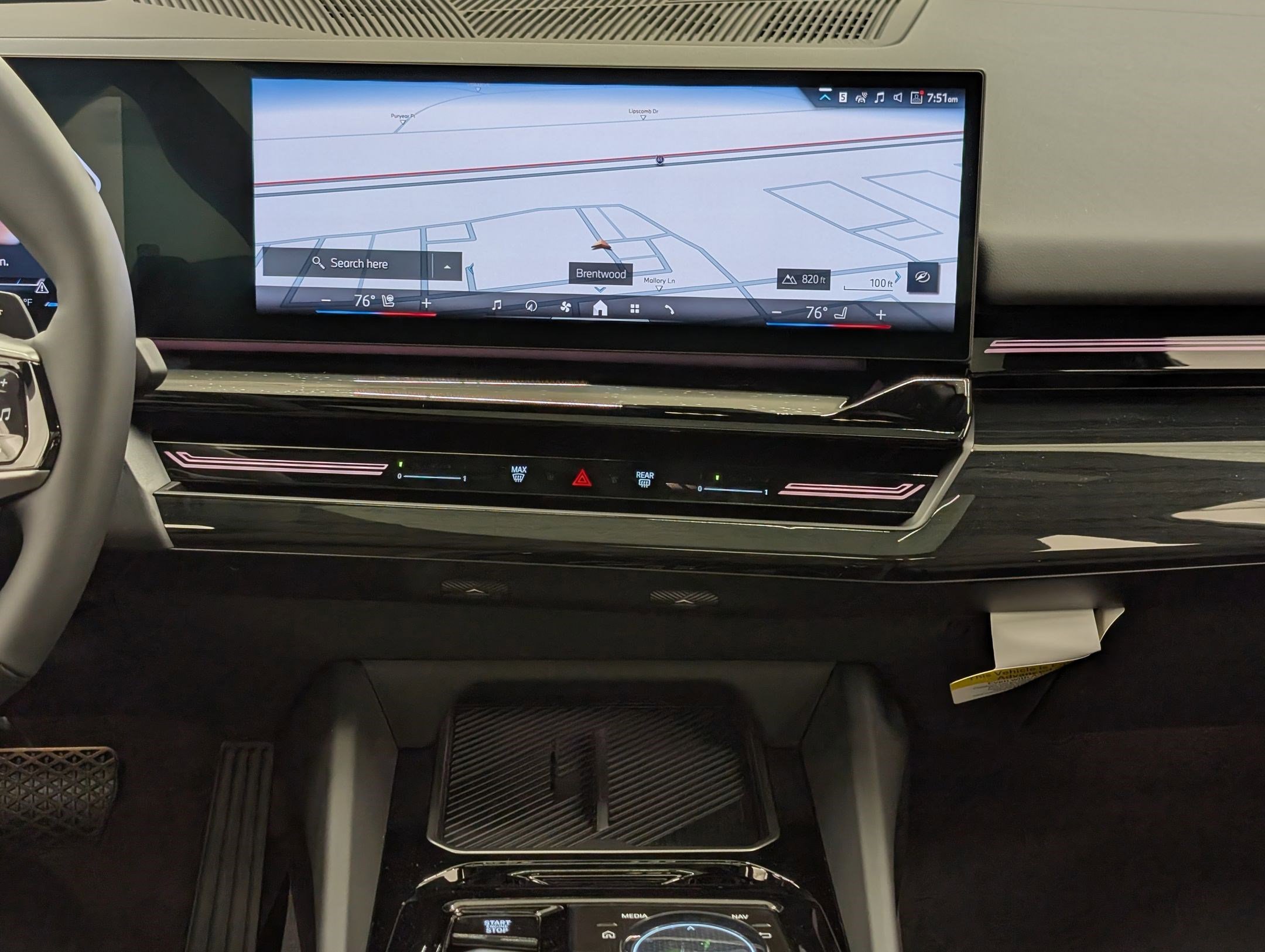 New 2026 BMW 530i RWD image 25