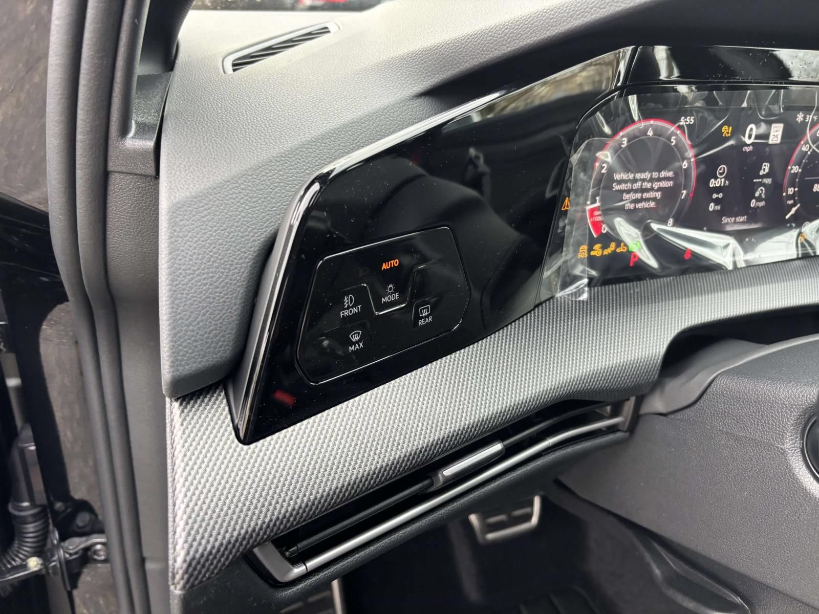 New 2026 Volkswagen GTI SE FWD image 14