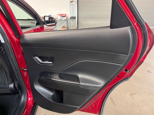 Used 2024 Hyundai Kona Limited image 15