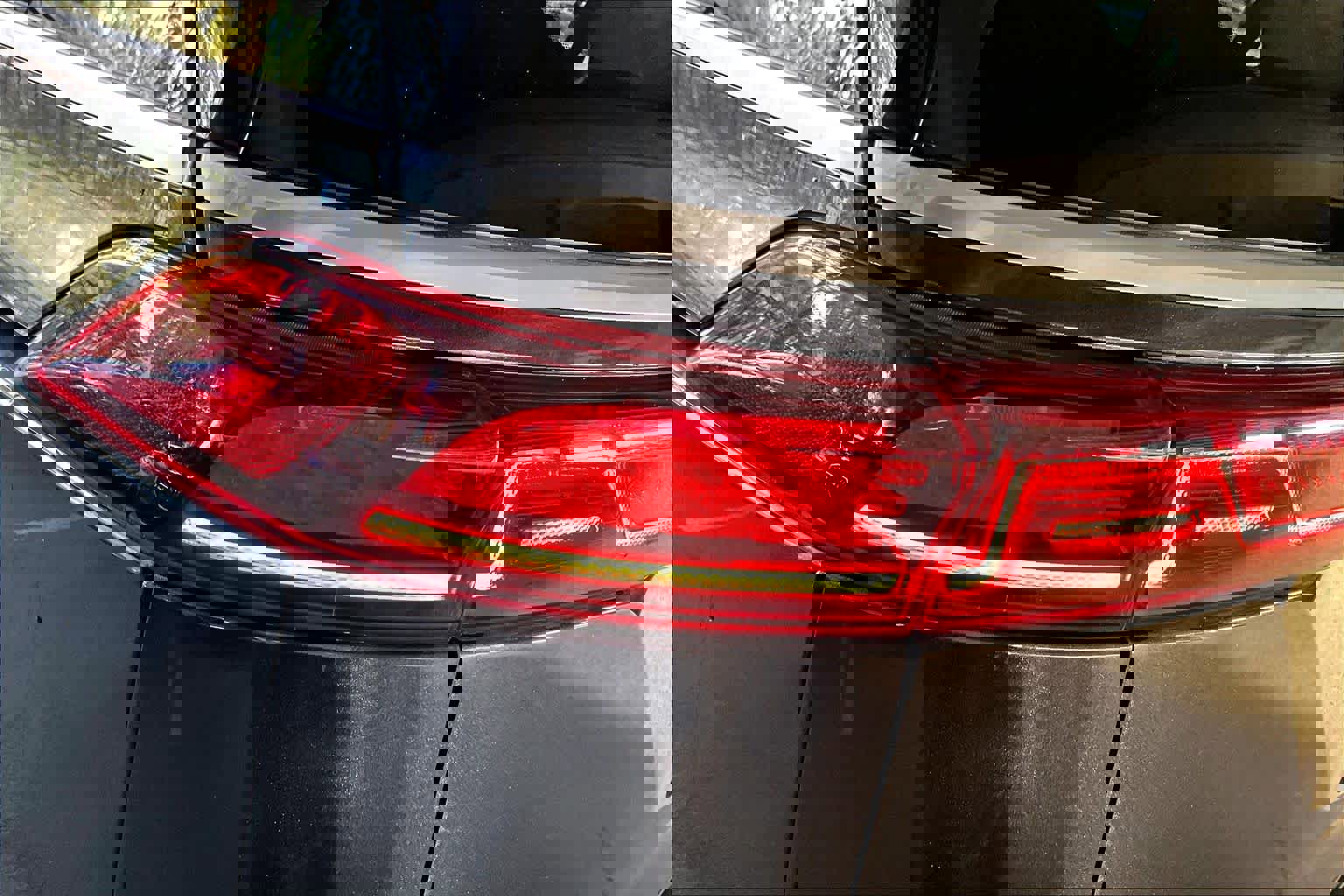 Used 2022 Kia Carnival SX Prestige image 28