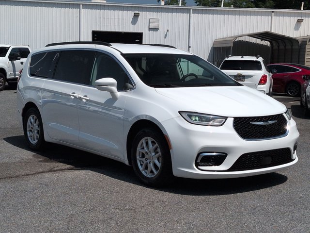Used 2022 Chrysler Pacifica Touring-L FWD video 3