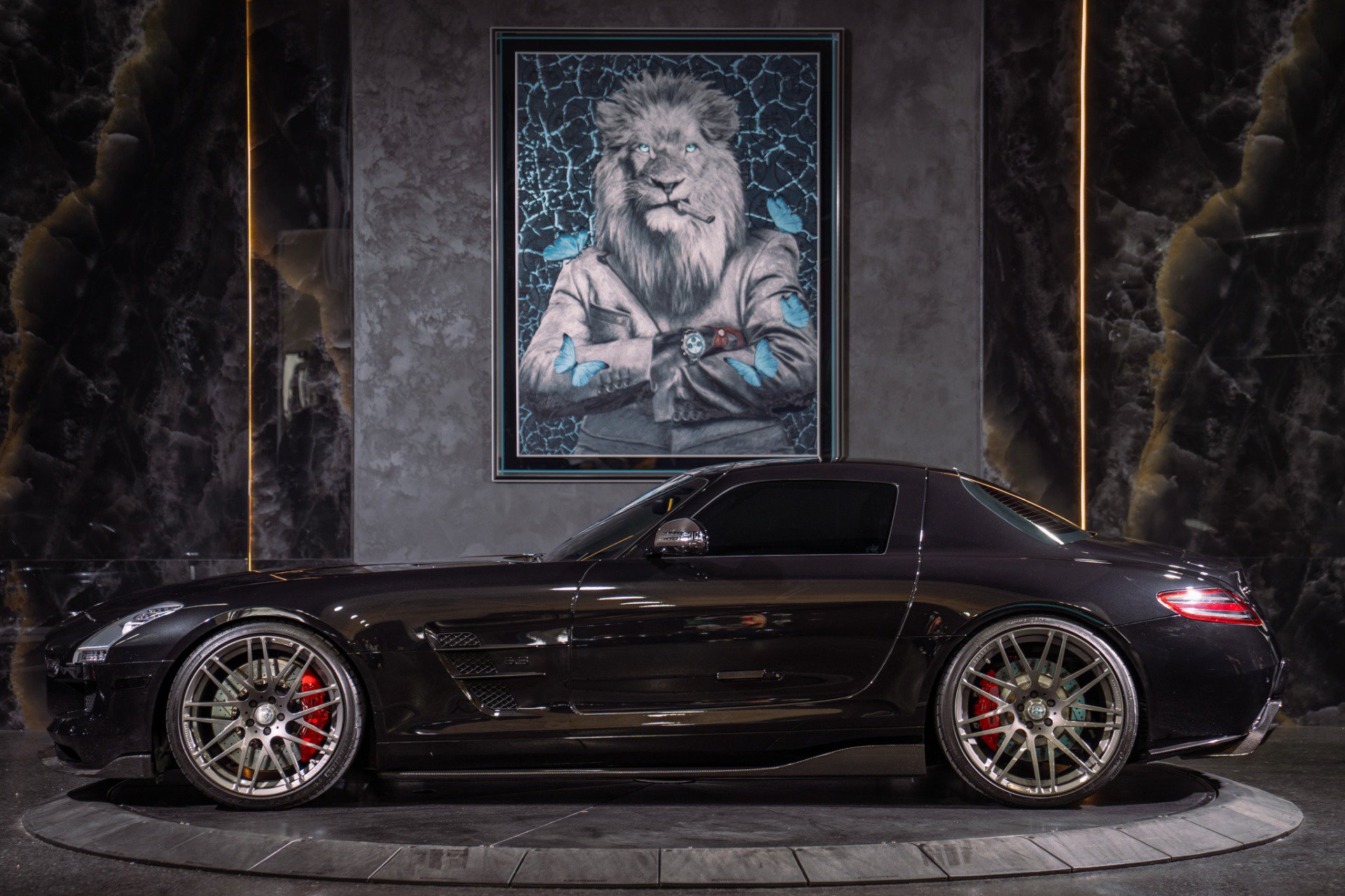 Used 2012 Mercedes-Benz SLS AMG Coupe image 3