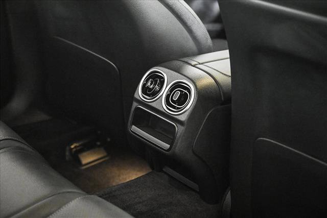 New 2026 Mercedes-Benz C 300 4MATIC Sedan image 19