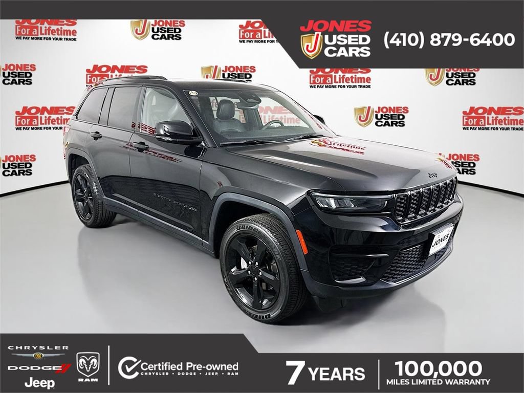 Used 2023 Jeep Grand Cherokee Altitude AWD/4WD image 1