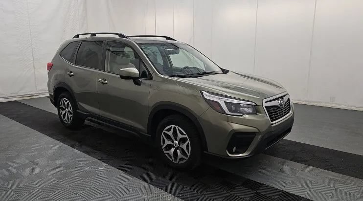 Used 2021 Subaru Forester Premium AWD/4WD image 4