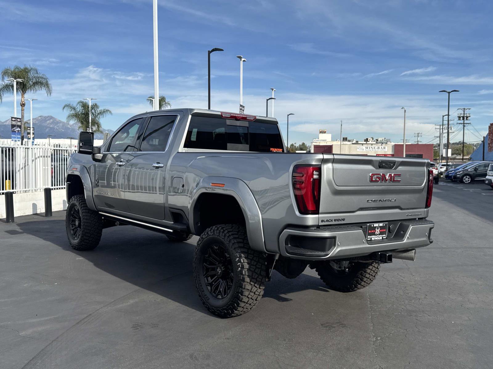 New 2026 GMC Sierra 2500 Denali w/ Denali Reserve Package image 7