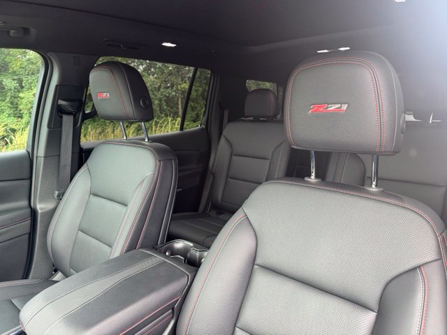Used 2025 Chevrolet Traverse Z71 w/ Driver Confidence Package AWD/4WD image 24