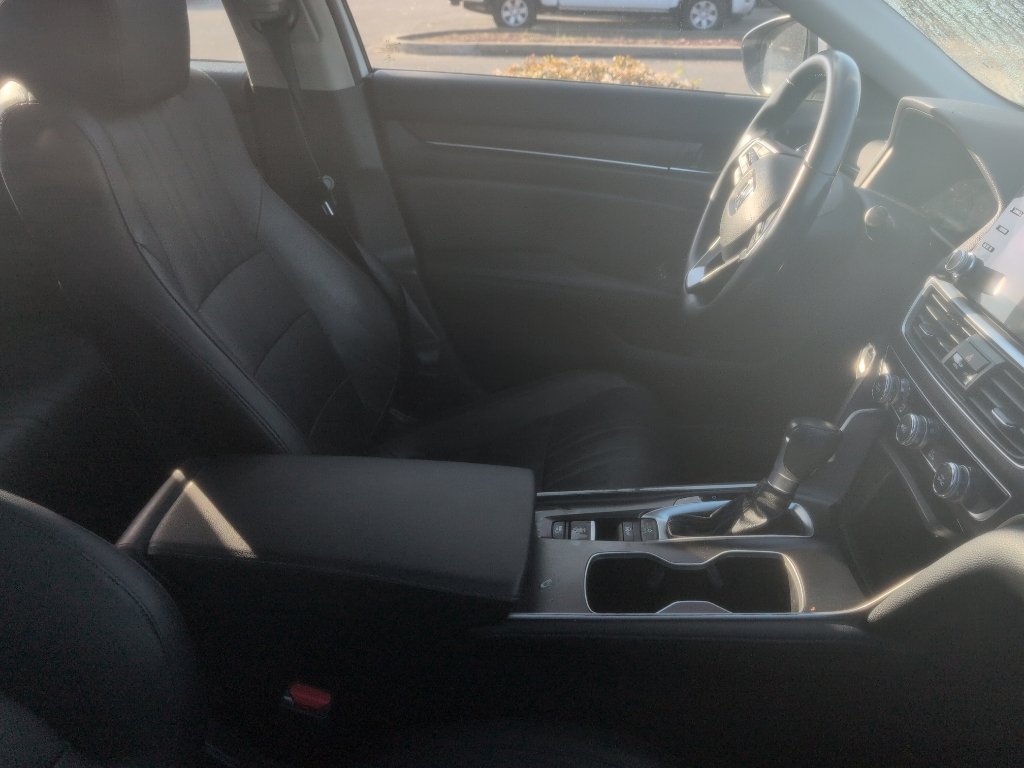 Used 2021 Honda Accord EX-L image 2