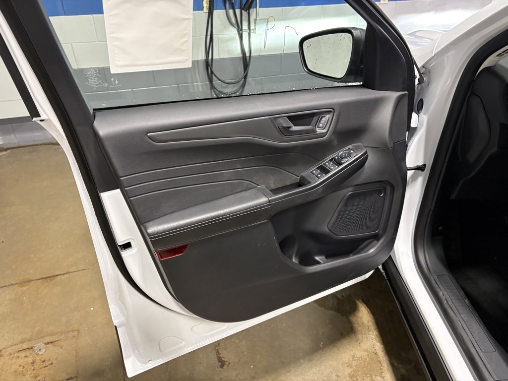 New 2026 Ford Escape Active w/ Cold Weather Package image 21