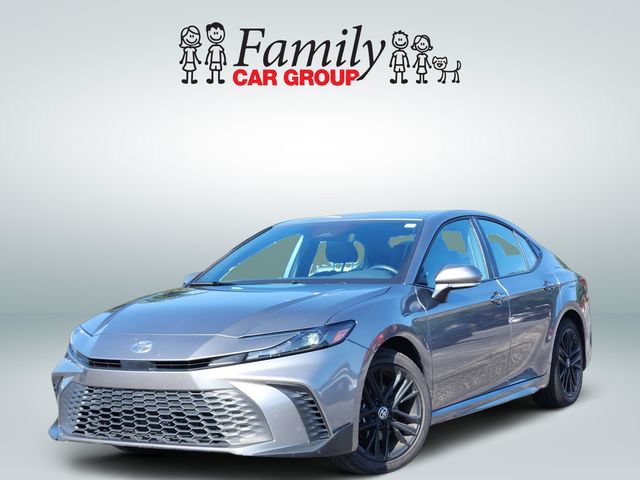 Used 2025 Toyota Camry SE w/ Convenience Package AWD/4WD image 1