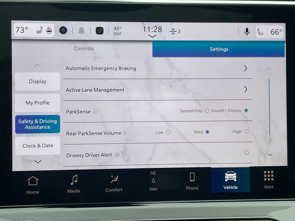 New 2026 Jeep Compass Limited w/ Sun, Sound & Navigation Group image 7