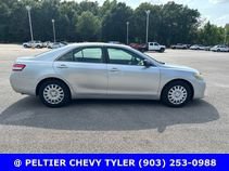 Used 2010 Toyota Camry FWD image 10