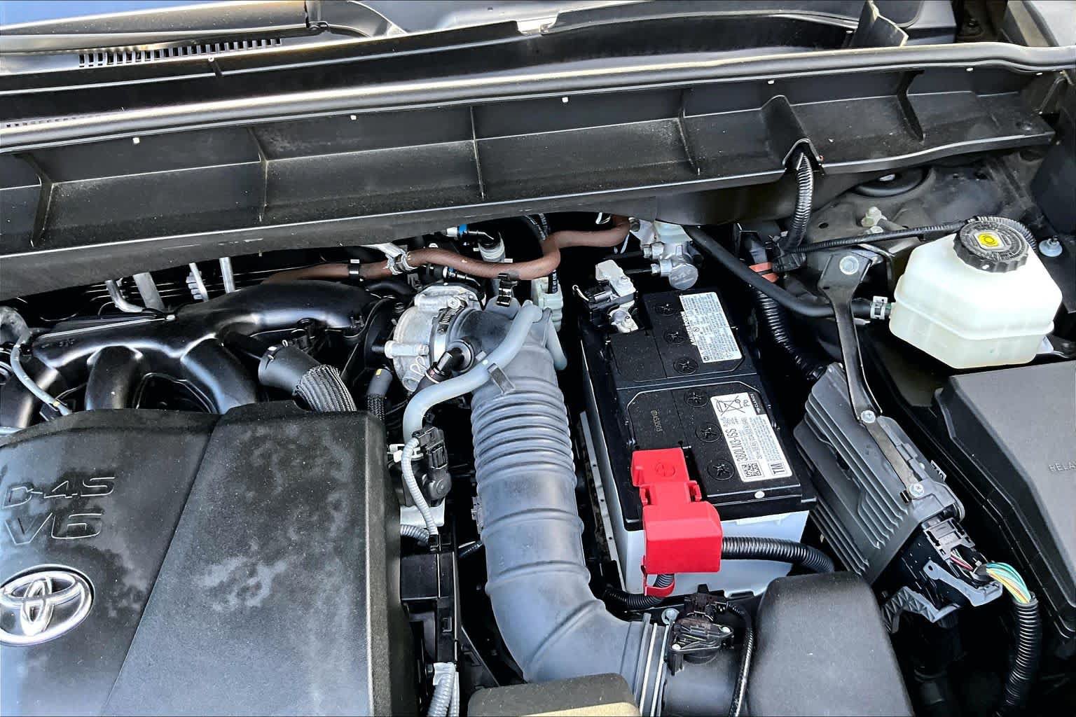 Used 2022 Toyota Highlander Limited AWD/4WD image 64