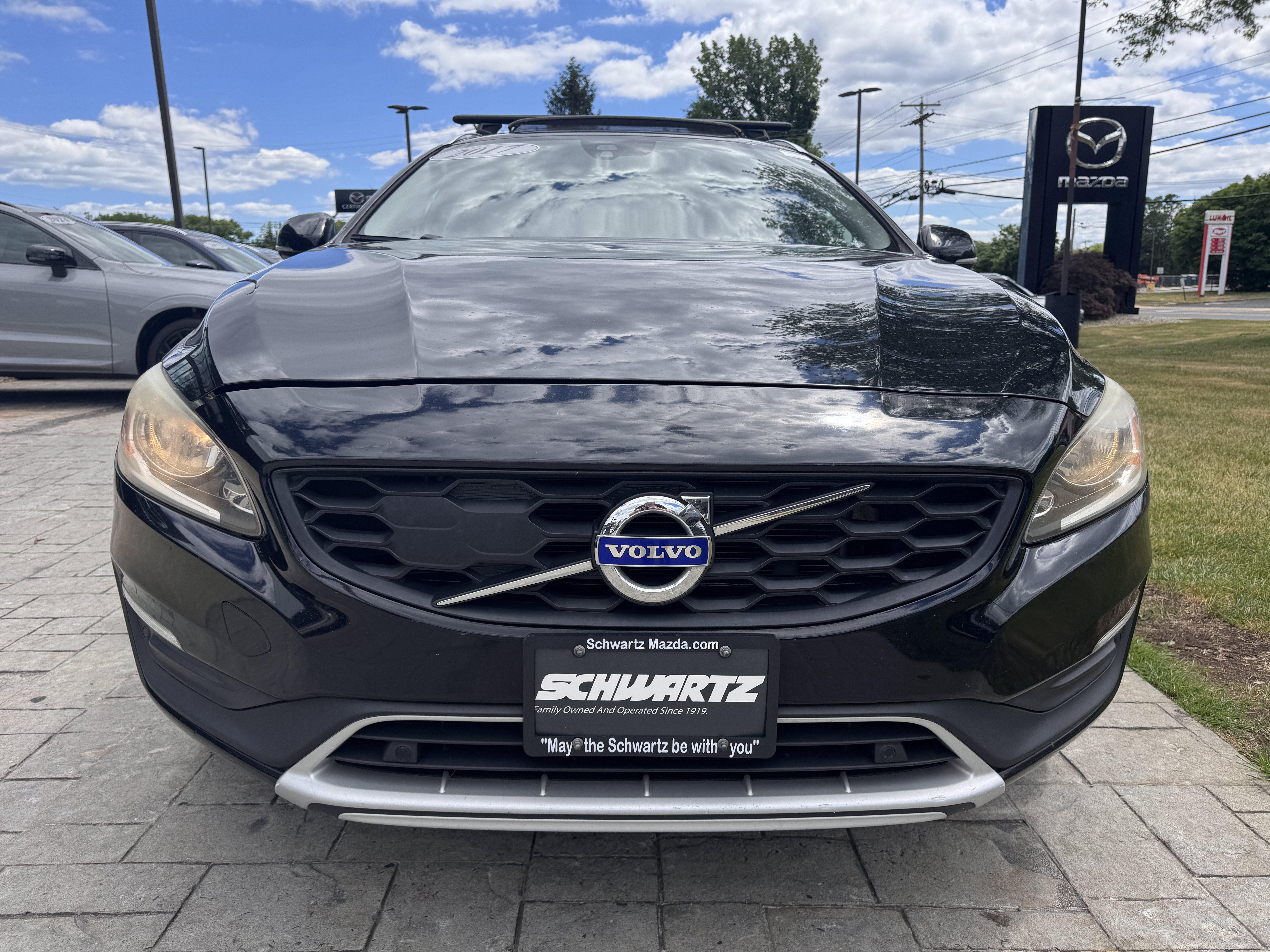 Used 2017 Volvo V60 T5 Cross Country w/ Climate Package AWD/4WD image 34