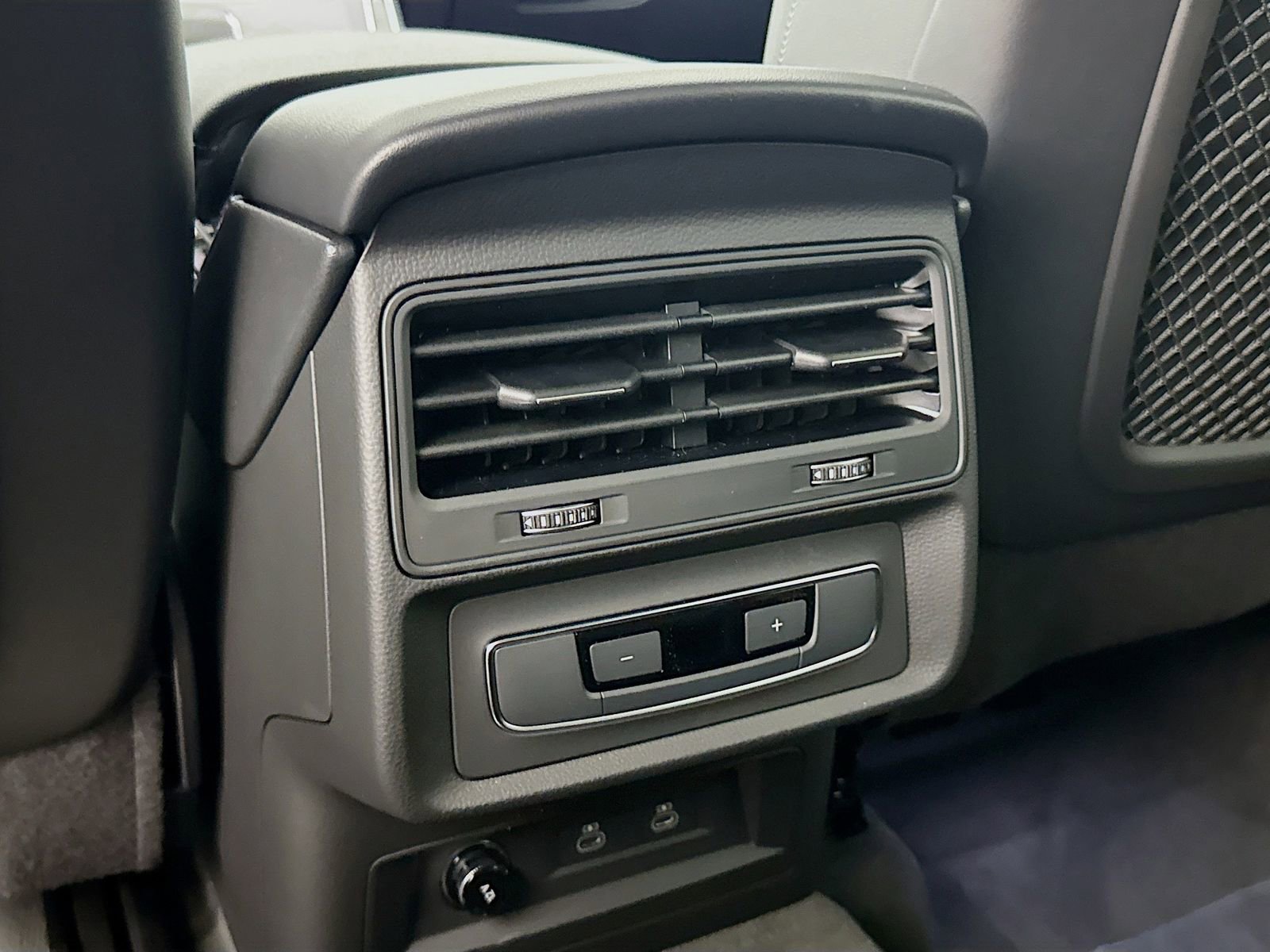 New 2026 Audi Q7 2.0T Premium image 27