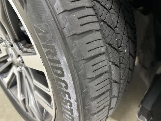 Used 2017 Ford Explorer Platinum AWD/4WD image 30