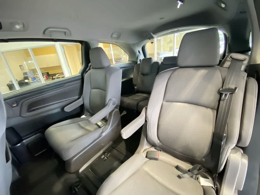 Used 2018 Honda Odyssey EX image 22