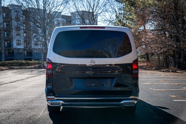 Used 2017 Mercedes-Benz Metris Passenger image 15