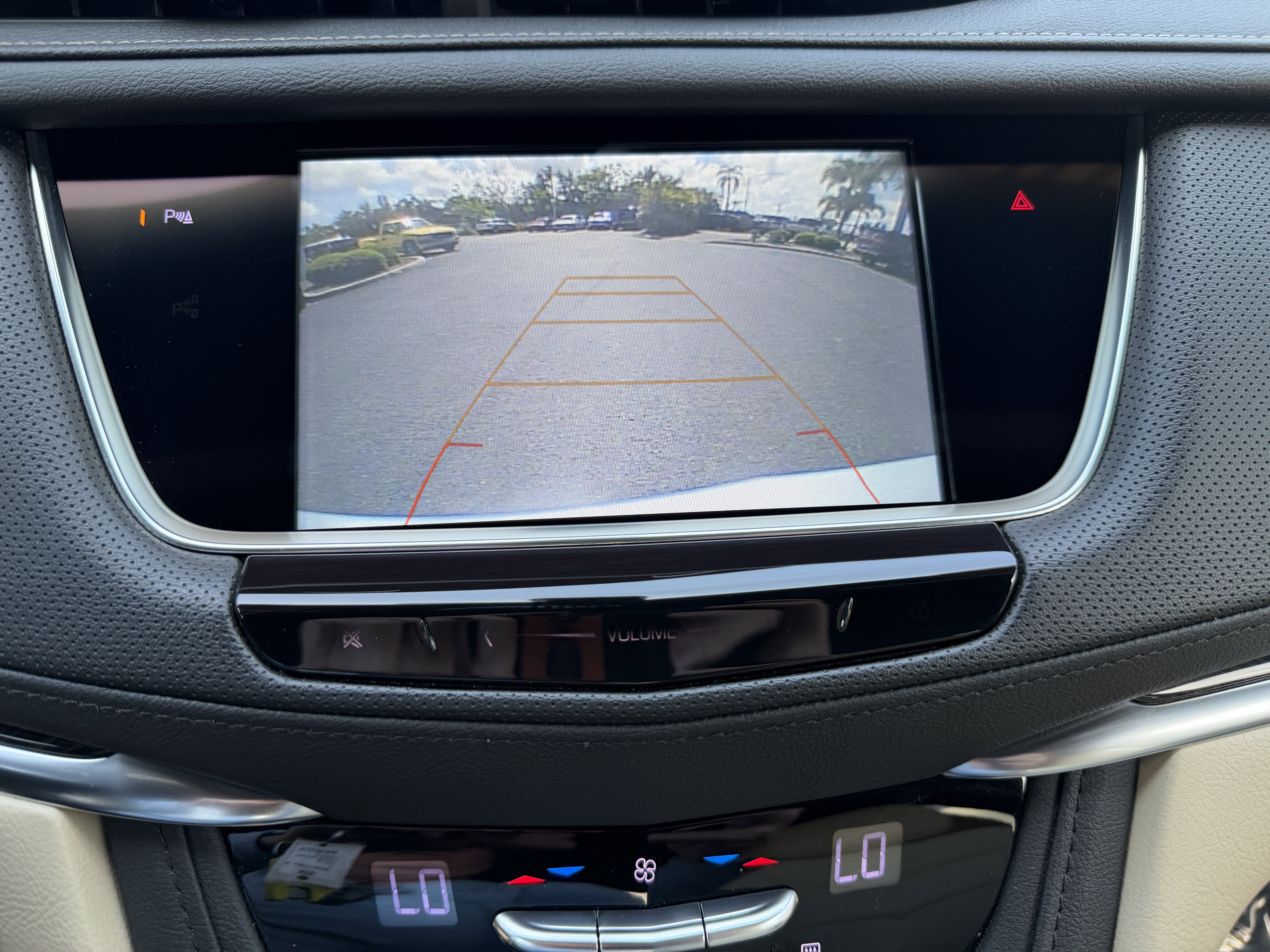 Used 2019 Cadillac XT5 Premium Luxury FWD image 22