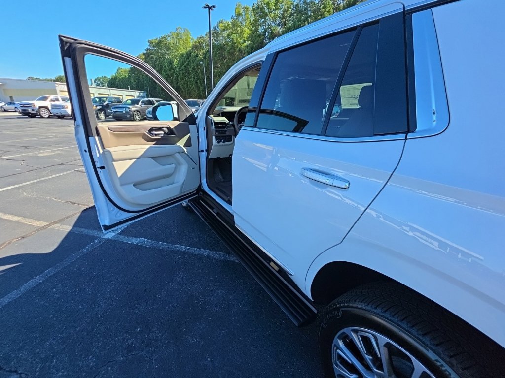 New 2026 GMC Yukon Denali w/ Denali Reserve Package AWD/4WD image 15