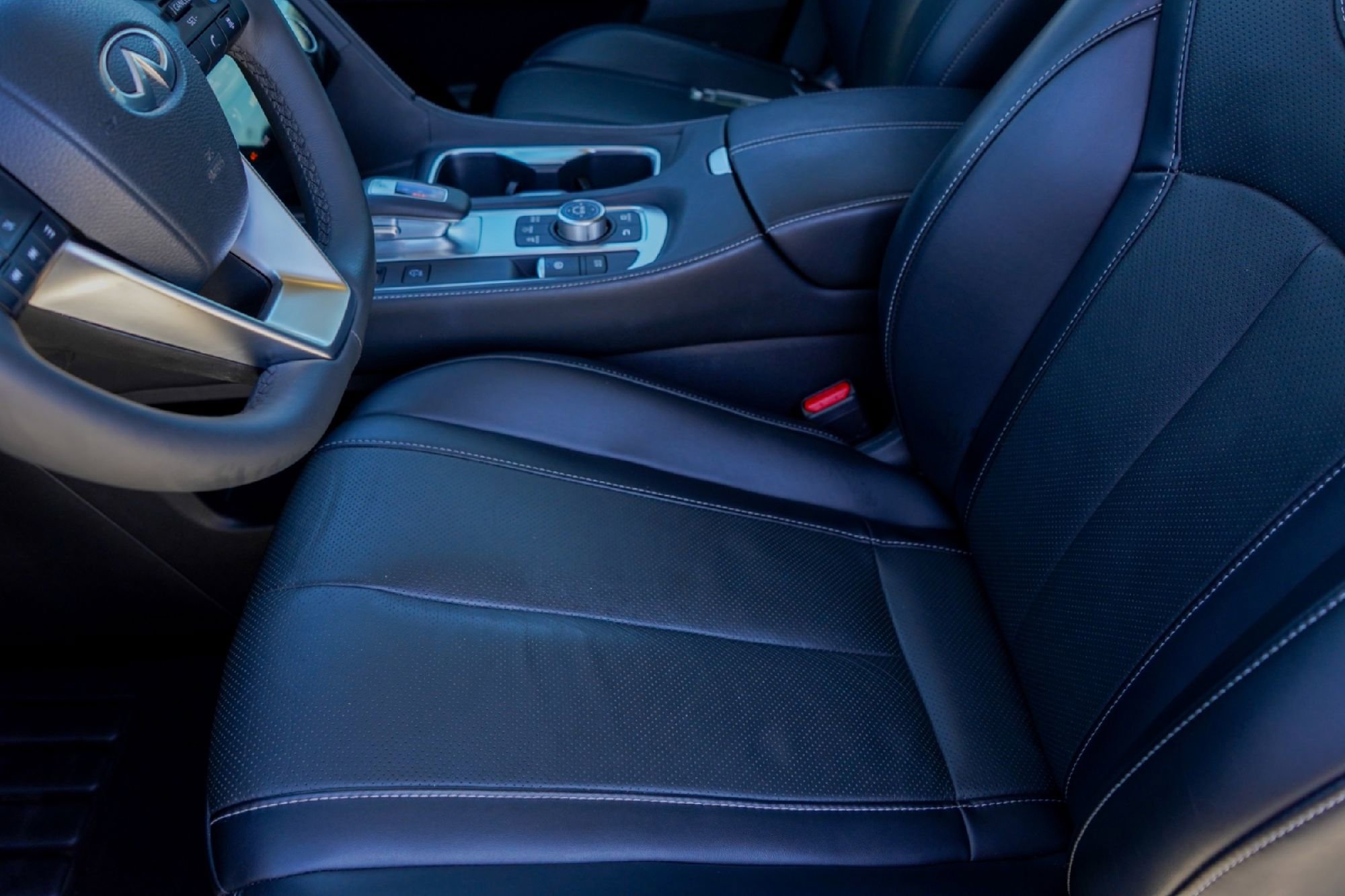 Certified 2023 INFINITI QX60 Luxe w/ Performance Audio Package image 8