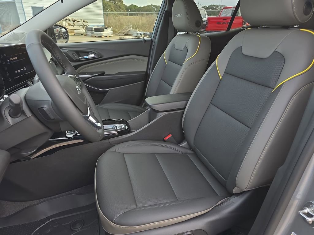 New 2026 Chevrolet Trax ACTIV w/ Driver Confidence Package FWD image 14