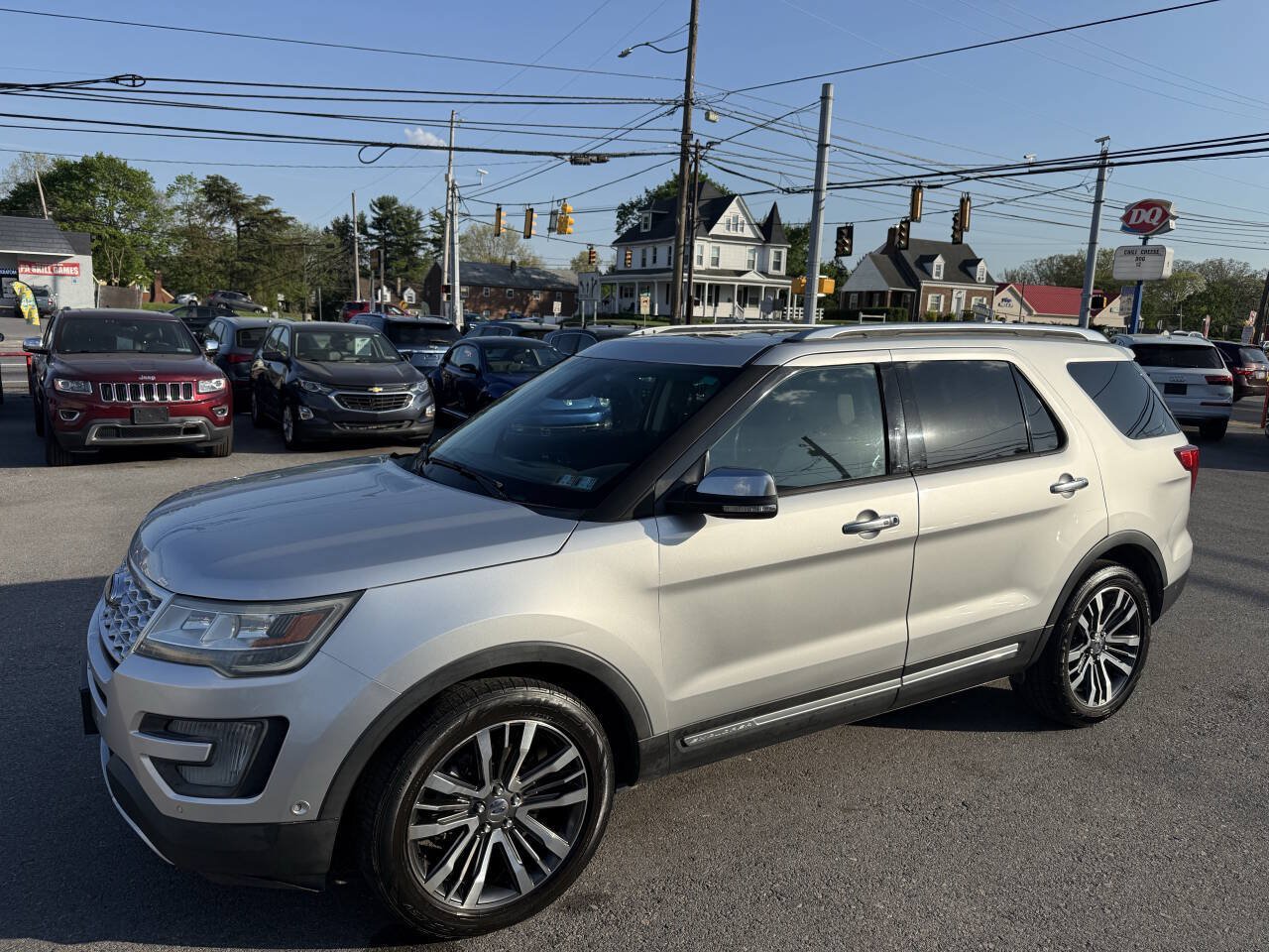 Used 2016 Ford Explorer Platinum AWD/4WD image 1