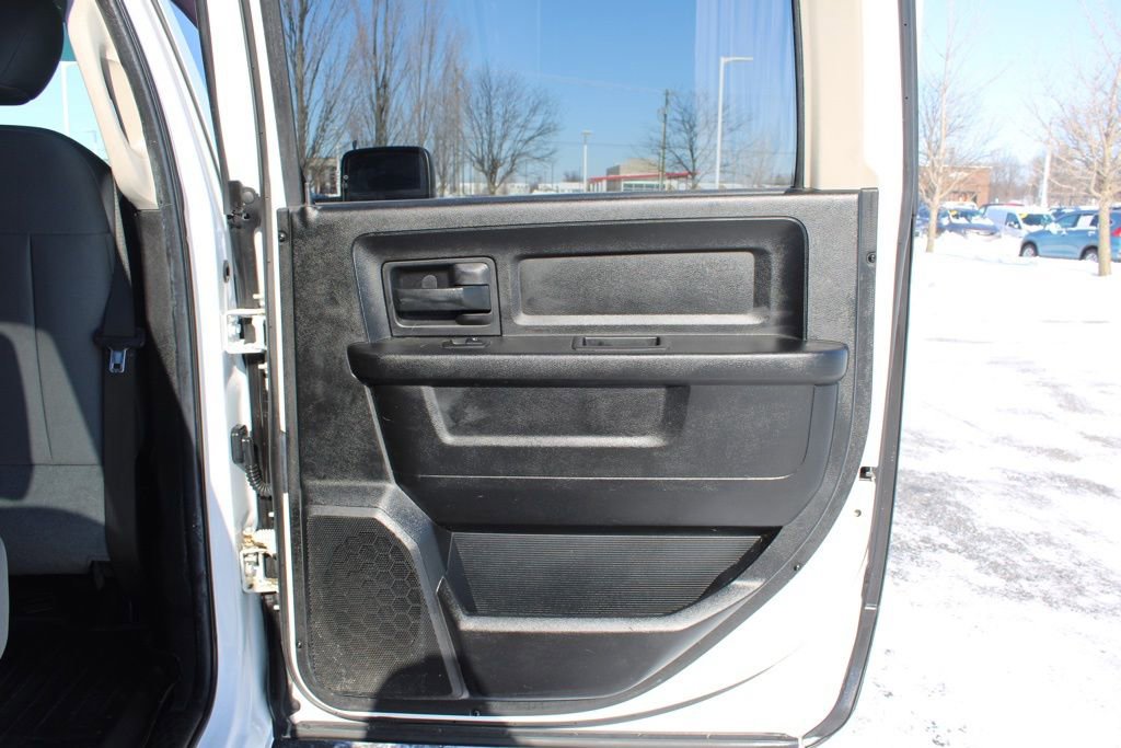 Used 2014 RAM 1500 Express image 22
