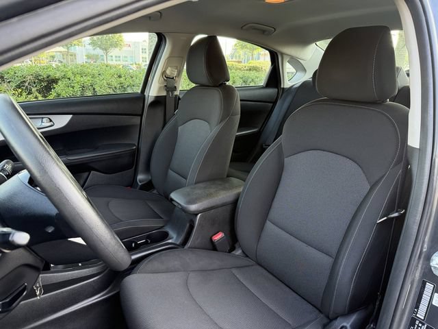 Used 2024 Kia Forte LXS FWD image 2