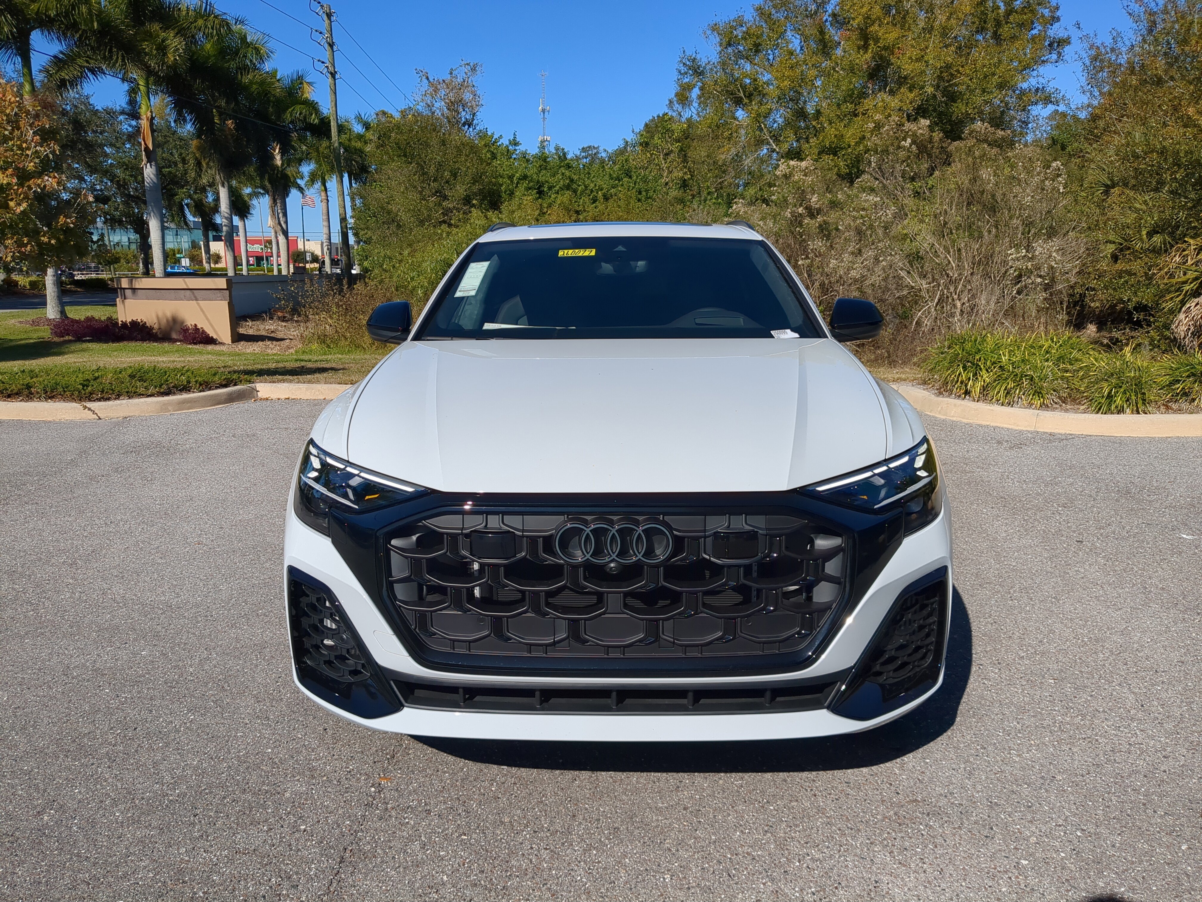 New 2026 Audi SQ8 Prestige image 2