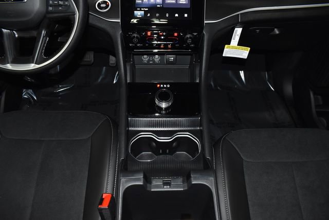 New 2025 Jeep Grand Cherokee Altitude image 21