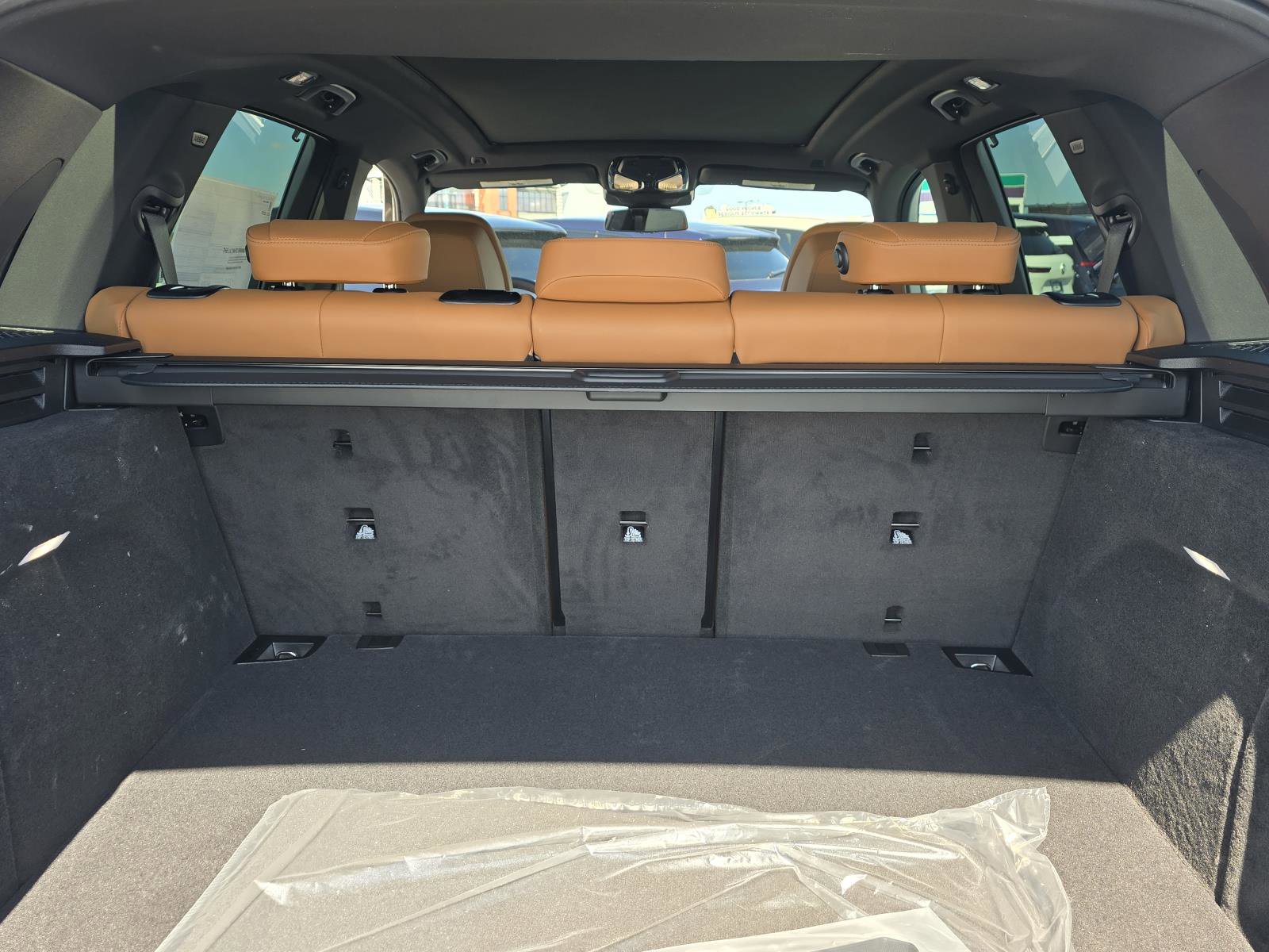 New 2026 BMW X5 xDrive40i w/ Climate Comfort Package image 8