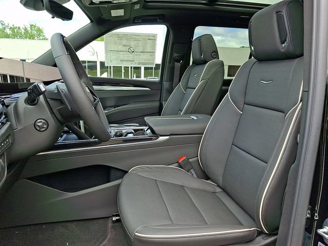 New 2026 Cadillac Escalade Sport w/ Touring Package AWD/4WD image 9