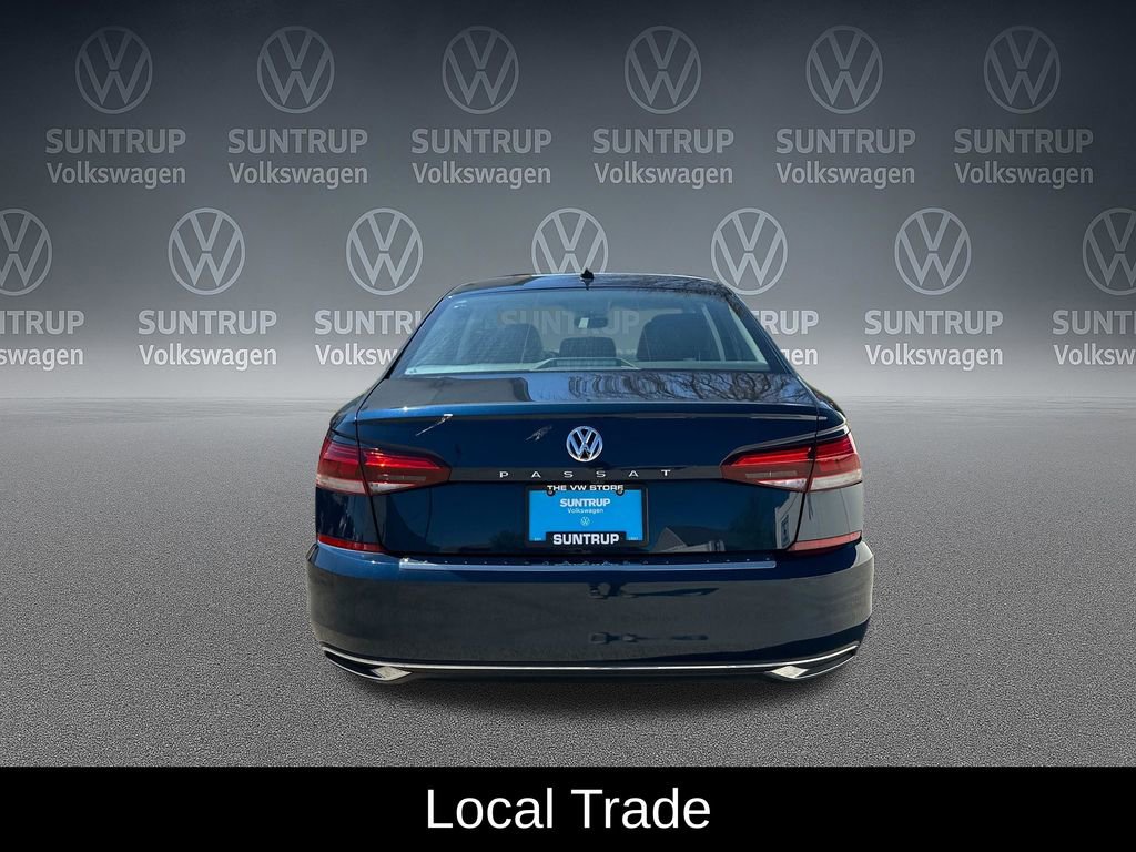 Used 2022 Volkswagen Passat 2.0T SE image 5