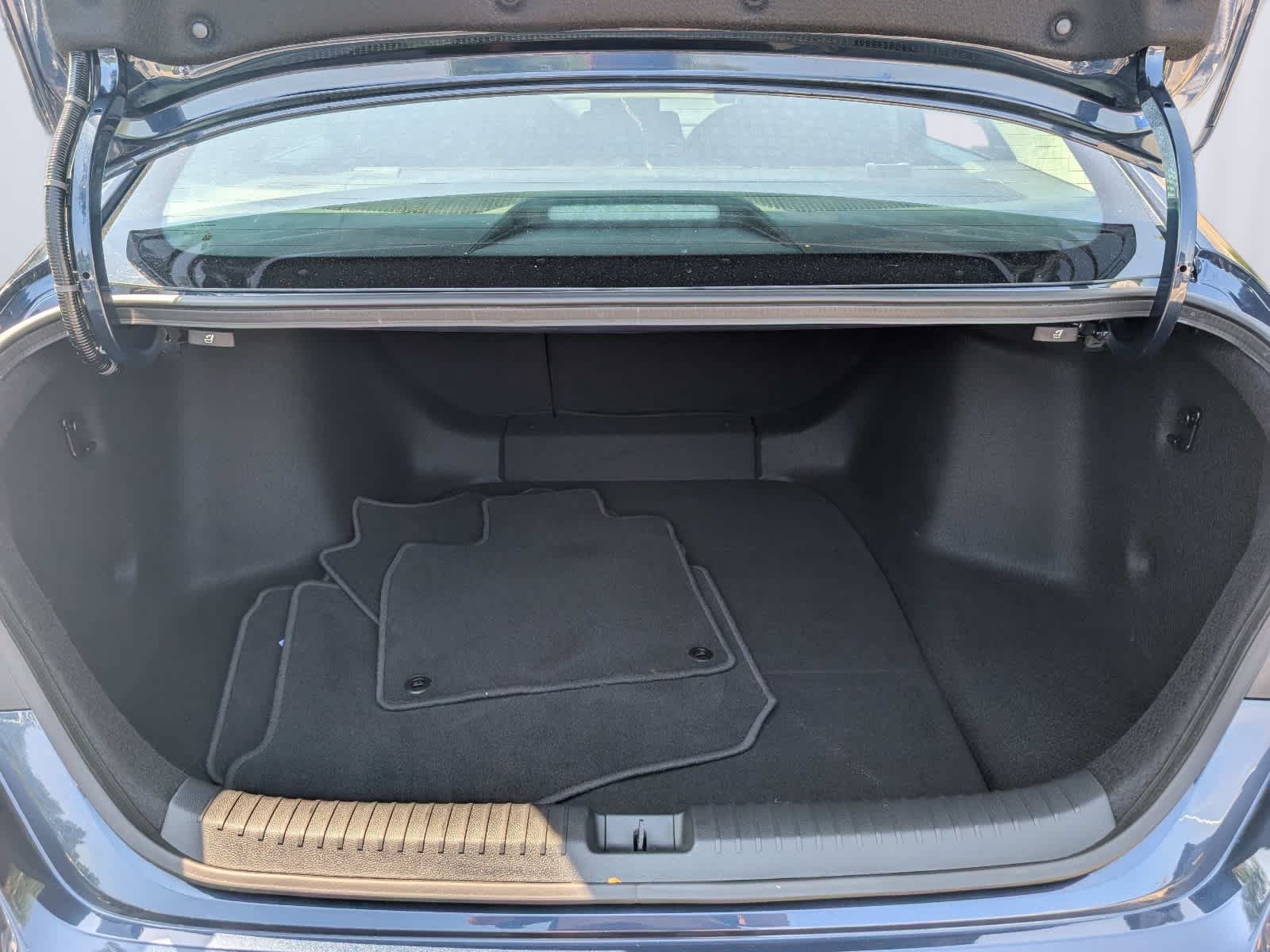 Certified 2025 Honda Accord SE image 12