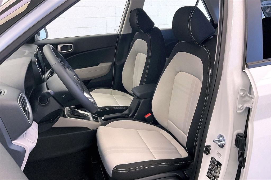 New 2026 Hyundai Venue SEL image 9