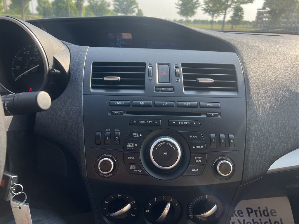 Used 2012 MAZDA MAZDA3 i Touring FWD image 20