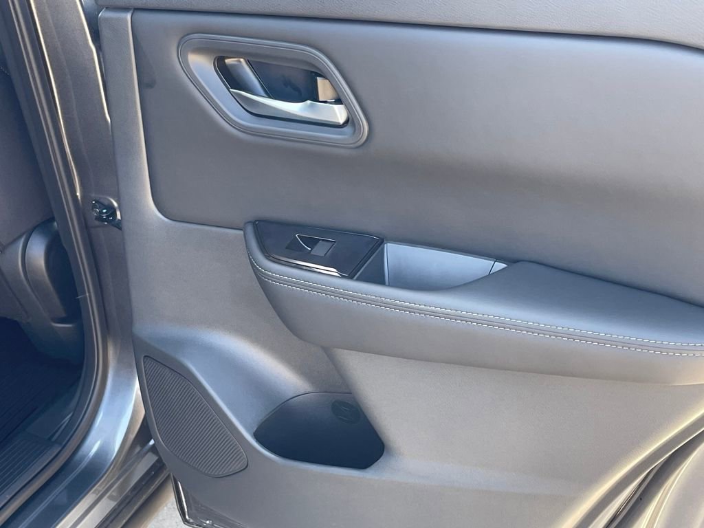 New 2026 Nissan Rogue SV w/ Cold Weather Package FWD image 46