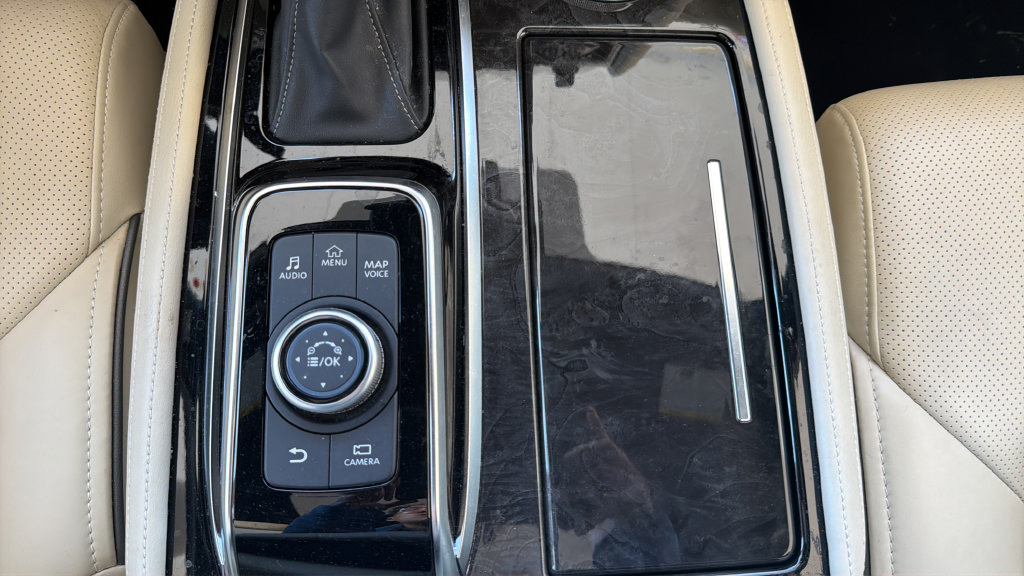 Used 2023 INFINITI QX80 Sensory w/ Cargo Package AWD/4WD image 22