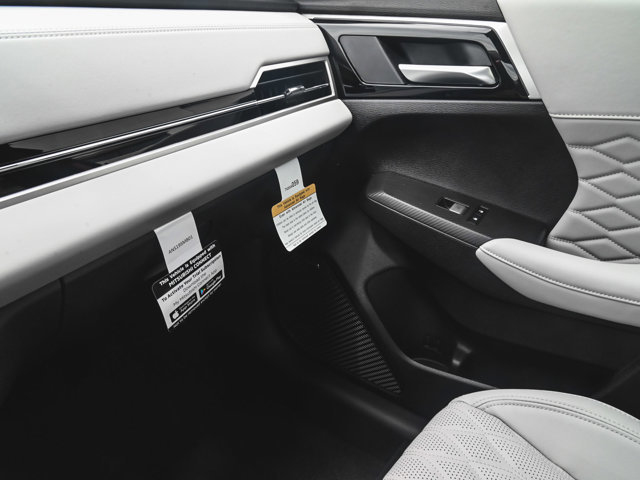 New 2025 Mitsubishi Outlander SEL image 19